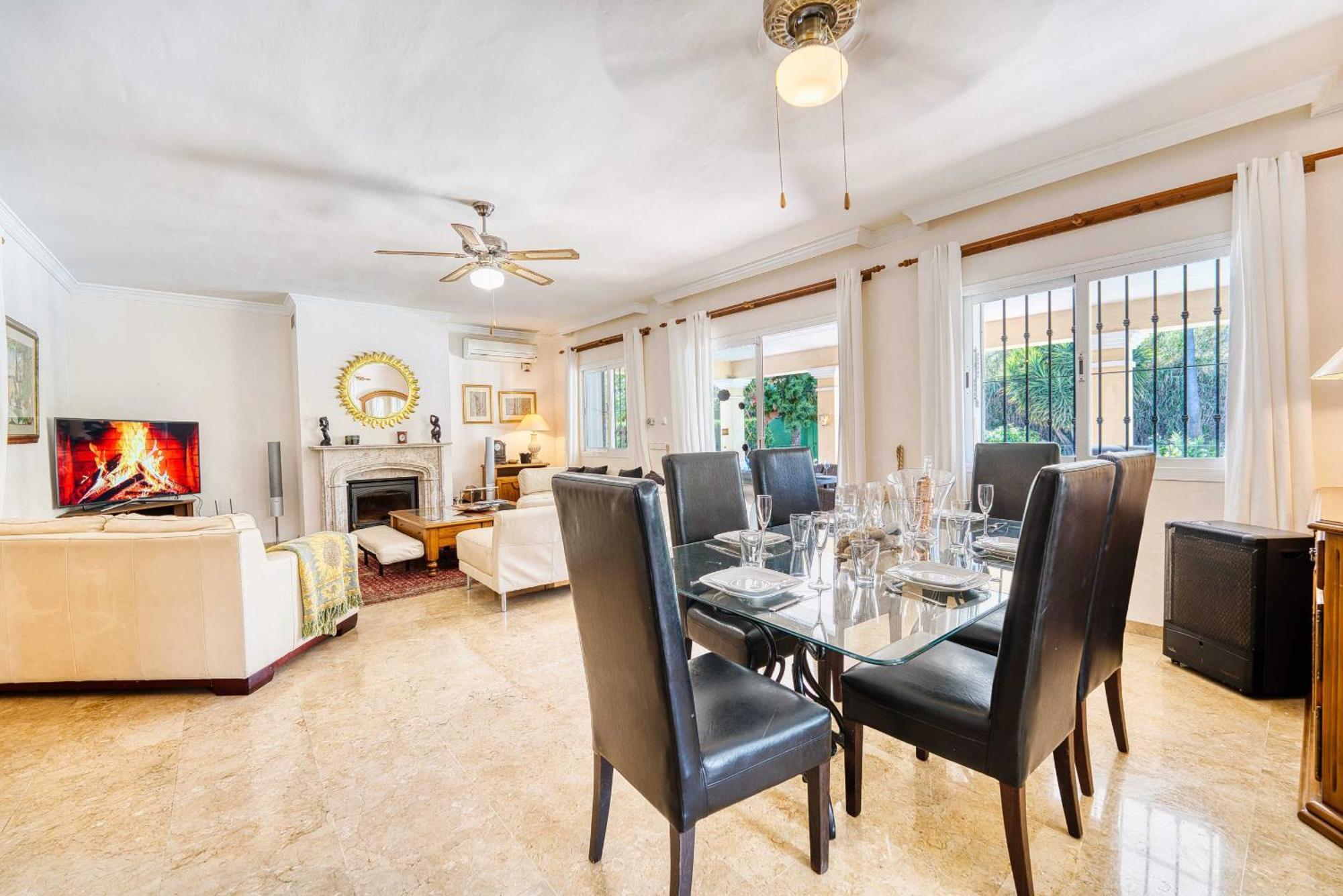 1106 Marbella Large Family Villa Estepona Eksteriør billede