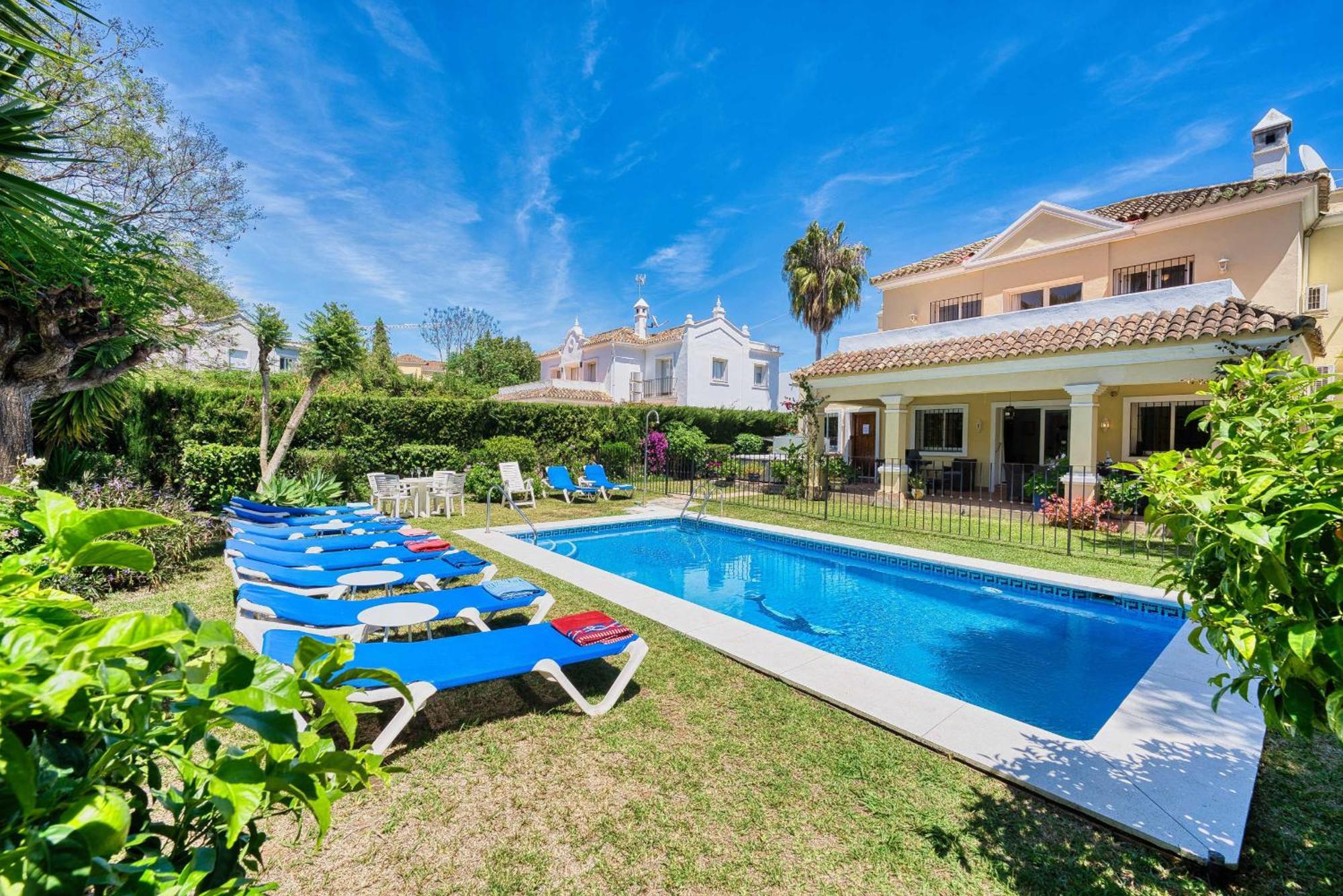 1106 Marbella Large Family Villa Estepona Eksteriør billede