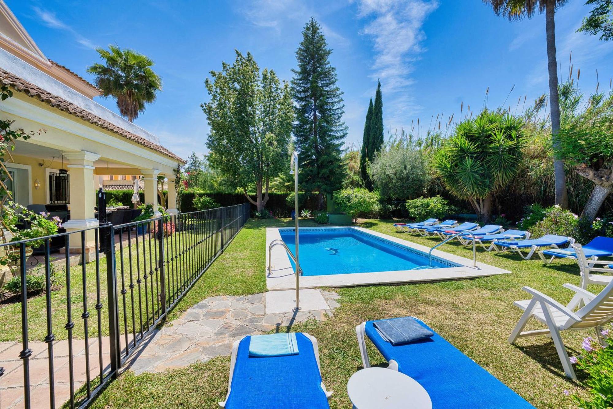 1106 Marbella Large Family Villa Estepona Eksteriør billede