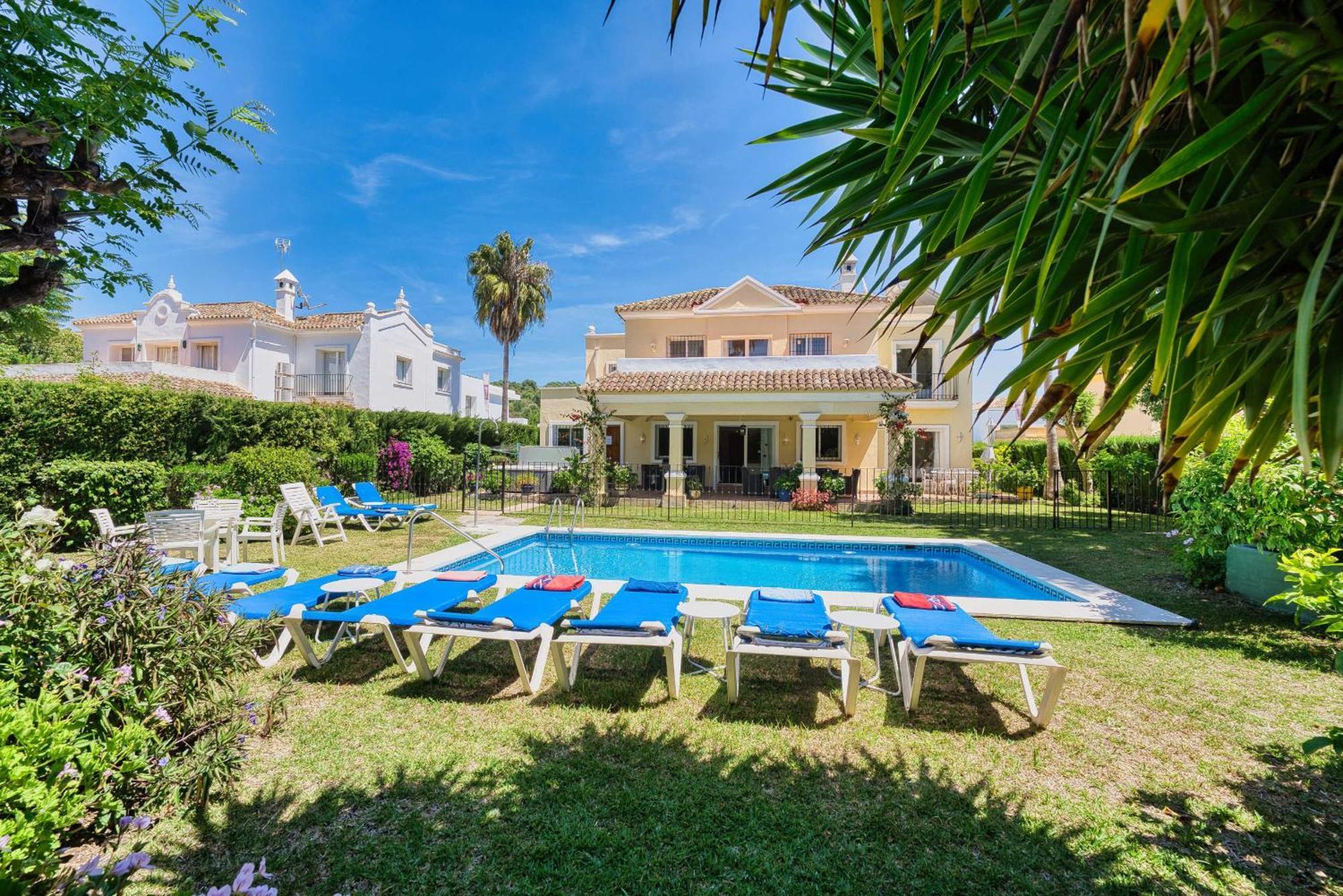 1106 Marbella Large Family Villa Estepona Eksteriør billede